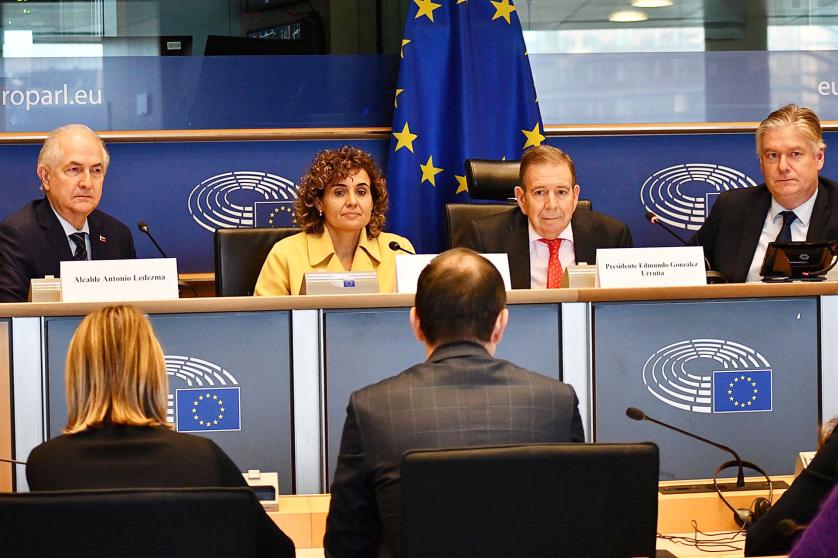 Dolors Montserrat, Antonio López-Istúriz White in the European Parliament